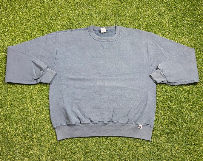 Vintage Plain Blue Crewneck Sweatshirt Russell Athletic Size Large Quality 1990's Oversized Comfy Great Fit Original 90s Pull Over