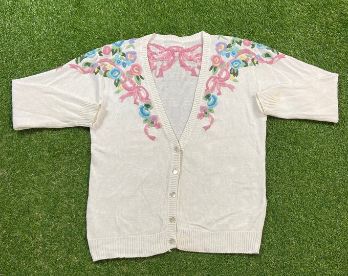 Vintage Flower White Cardigan Sweater Size Large L 1990s 90s Comfy Button Down Warm Ladies Quality