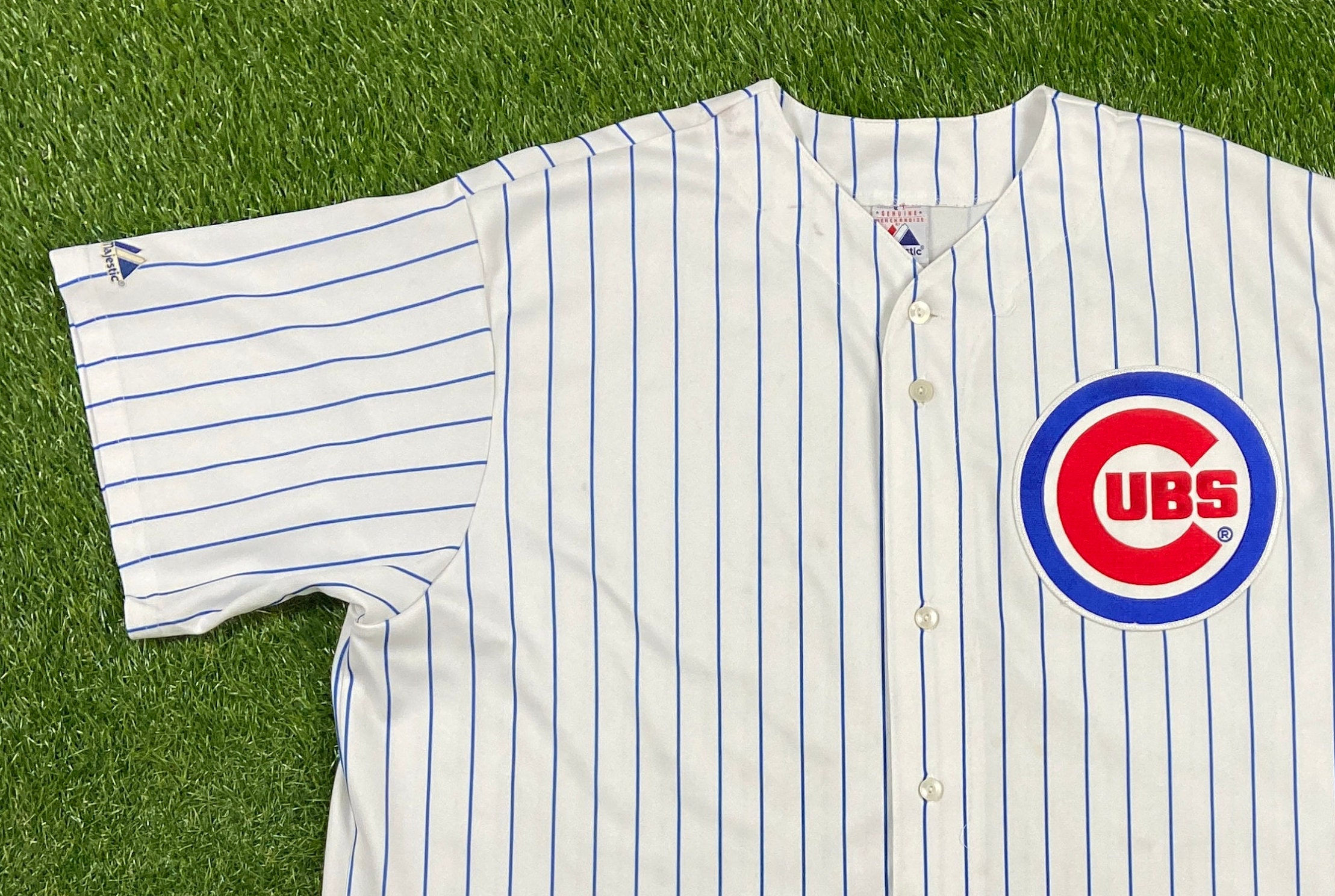 Vintage Chicago Cubs Shirt size Small White Blue Striped Majestic Made in  USA ^