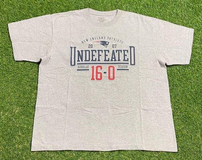 Vintage New England Patriots T Shirt Tee Reebok Size Large L Tom Brady NFL Football Boston Massachusetts TB12 00s