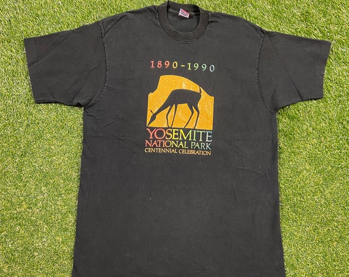 Vintage Yosemite National Park T Shirt Tee Fruit of the Loom Made USA Size Xtra Large XL Sierra Nevada Mountain California 1990s 90s