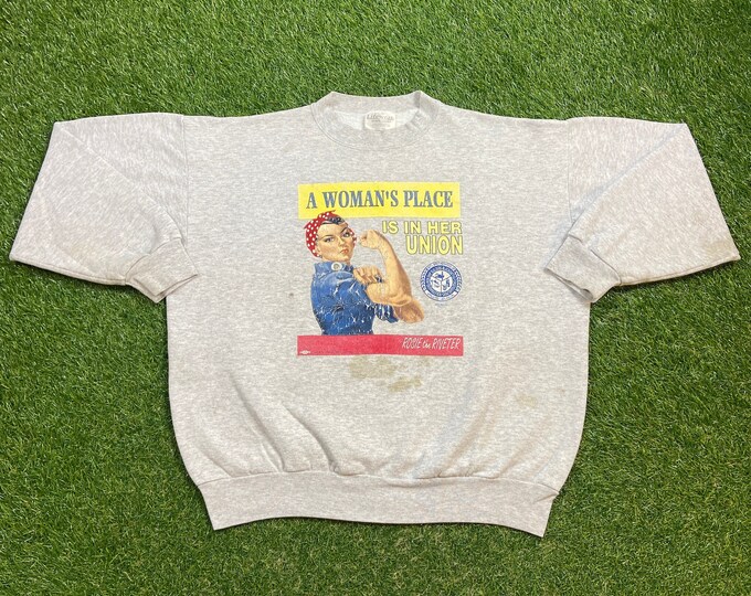 Vintage World War 2 Poster We Can Do It Crewneck Sweatshirt Lifewear Made USA Size Xtra Large XL Feminism War Production Rosie the Riveter