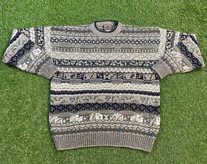 Vintage Gray Multicolor Knitted Crewneck Sweater Size Xtra Large XL Quality Cool Pattern Warm Winter Fashion Pull Over Oversized 1980s 80s