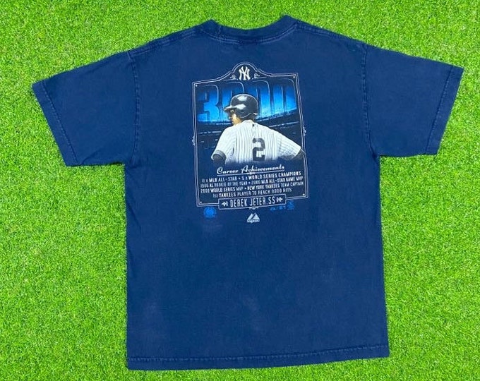 Vintage New York Yankees Derek Jeter #2 3000 Hits T Shirt Tee Majestic Medium 90s MLB Baseball Bronx 1990s M NY