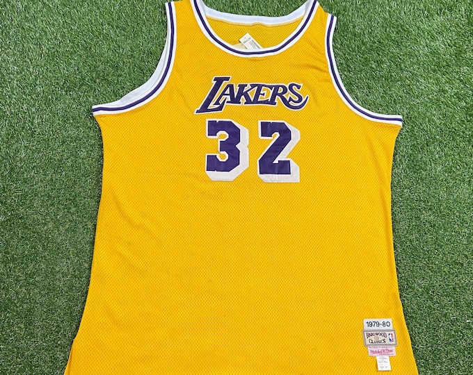 Vintage Los Angeles Lakers Magic Johnson #32 Basketball Jersey NBA Made USA Size 60 3X California 1990s 90s Classic Kobe Lebron