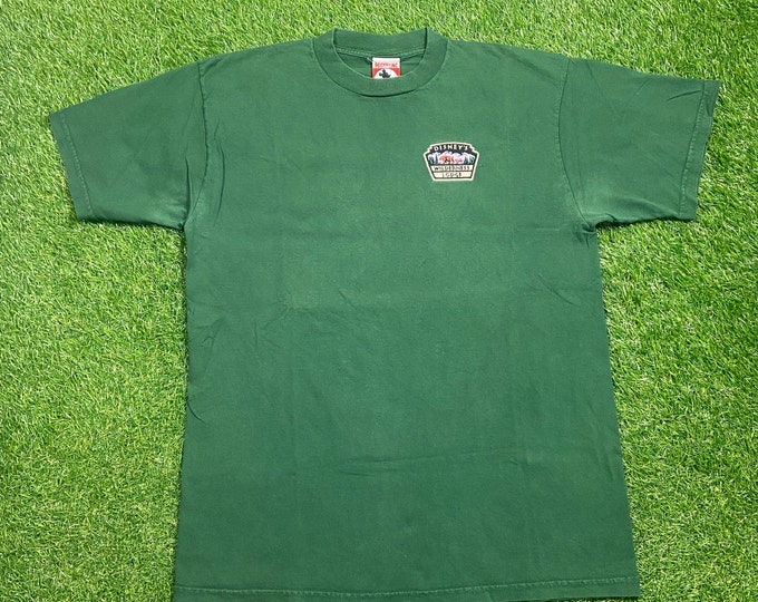 Vintage Disney's Wilderness Lodge T Shirt Tee Size Xtra Large XL Mickey Mouse Walt Disney World Magic Kingdom WDW Disneyland 1990s 90s