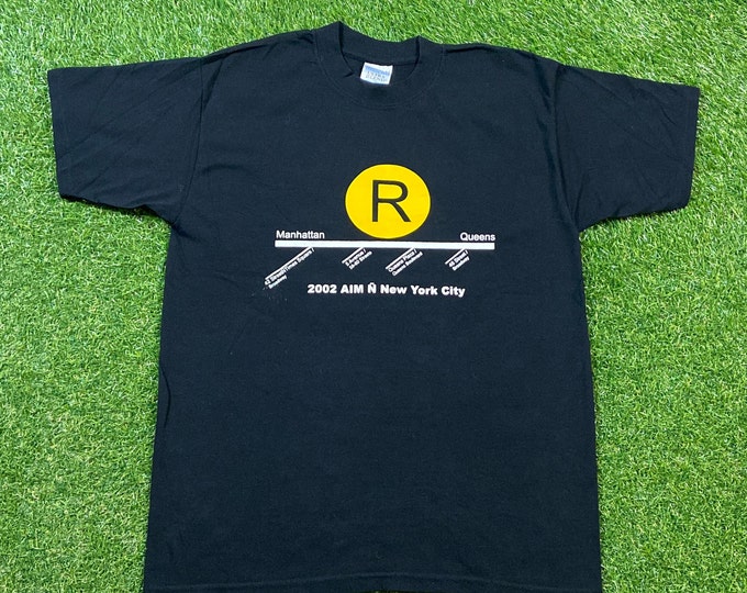 Vintage New York City Subway Line R Train T Shirt Tee Gildan Size Large L Big Apple Broadway NYC Manhattan Bronx Queens Brooklyn 1990s 90s