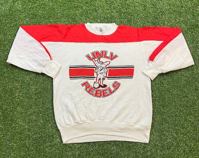 Vintage UNLV University of Nevada Running Rebels Crewneck Sweatshirt Made USA Size Large L Las Vegas NCAA College Basketball Pull Over
