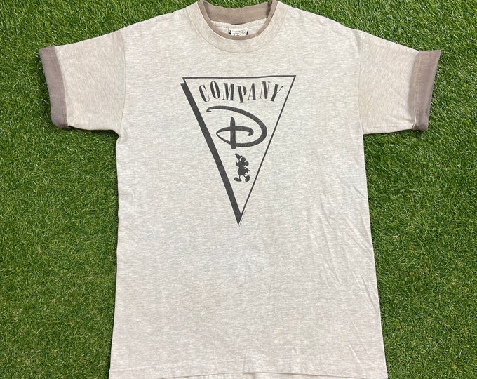 Vintage The Walt Disney Company T Shirt Tee Made USA Size Large L Mickey Mouse Walt Disney World Magic Kingdom WDW Disneyland 1990s