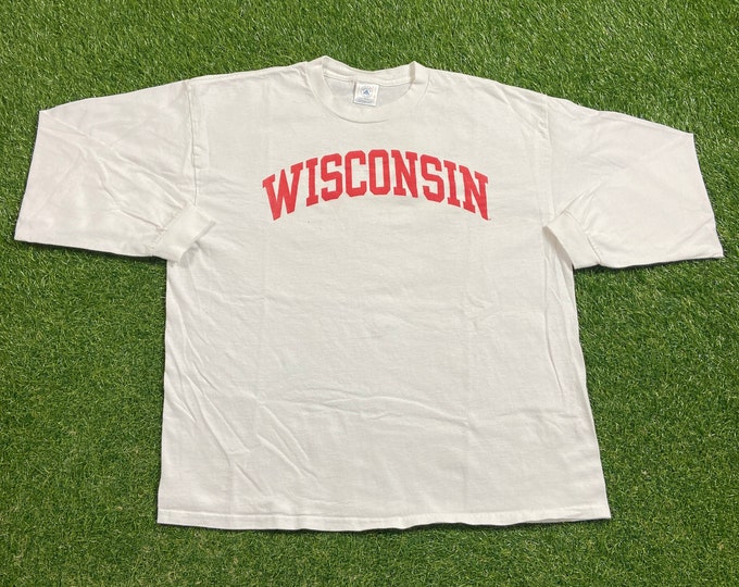 Vintage University of Wisconsin Badgers Long Sleeve Shirt Size Xtra Large XL NCAA College Football Basketball Bucky Badger 1990s 90s