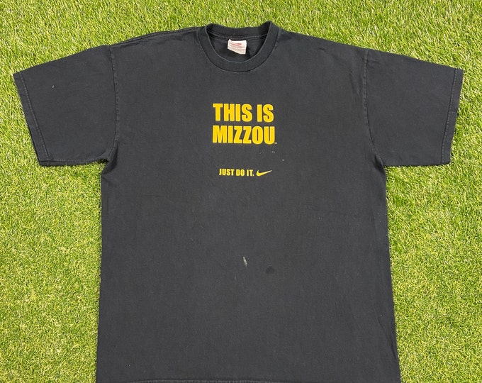 Vintage University of Missouri Tigers T Shirt Tee Nike Size Xtra Large XL MU 1980s 80s Classic NCAA College Basketball