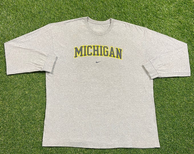 Vintage University of Michigan Wolverines Long Sleeve T Shirt Tee Nike Made USA Size XXL NCAA College Football Basketball Detroit 1990s 90s