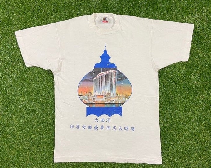 Vintage Taj Mahal Casino Resort T Shirt Tee I Discovered the Eighth Wonder of the World India Fruit of the Loom Made USA Size Large