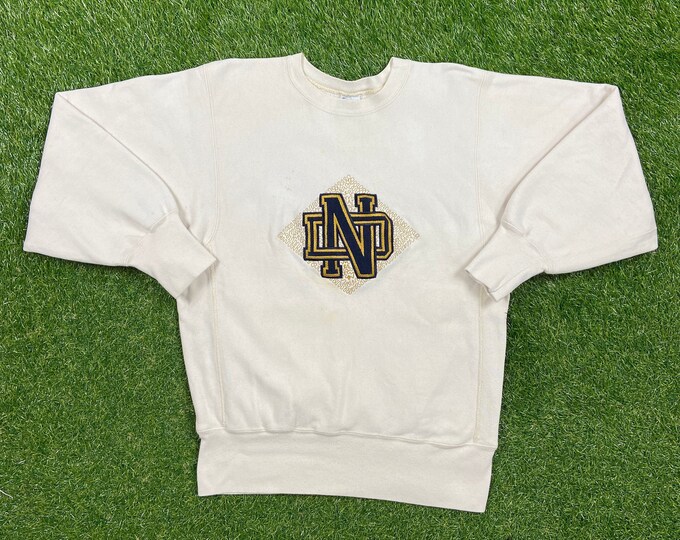 Vintage Notre Dame University Crewneck Sweatshirt Champion Reverse Weave Made USA Medium M NCAA College Football Fighting Irish 1990s 90s
