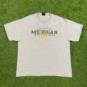 Vintage University of Michigan Wolverines T Shirt Tee AS Sports Size Xtra Large XL NCAA College Football Basketball Detroit