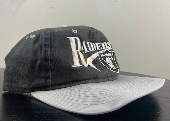 Vintage Los Angeles Raiders Snapback Hat Cap OSFA Silver and Black