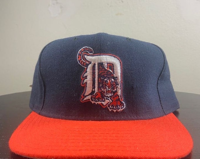 Vintage Detroit Tigers Fitted Hat Cap New Era Made USA Size 7 1/8 Michigan MLB Baseball 1980s 80s Classic