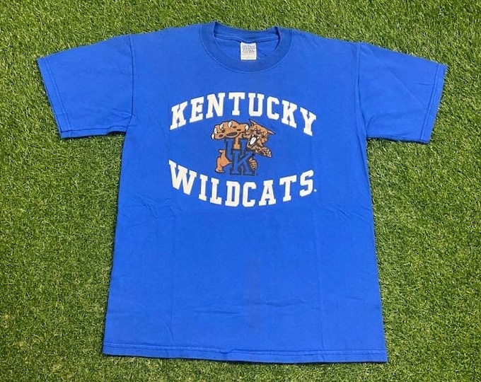 Vintage University of Kentucky Wildcats T Shirt Tee Size Medium M NCAA College Basketball Lexington Go Big Blue College UK Classic 1990s 90s