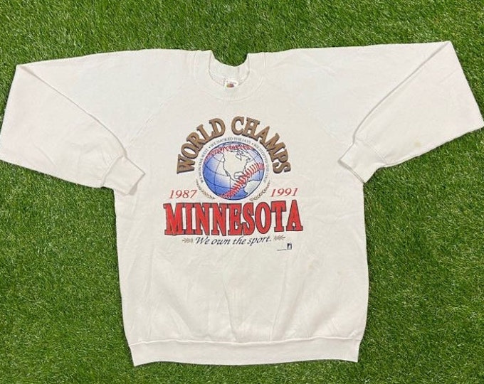 Vintage Minnesota Twins Crewneck Sweatshirt Fruit of the Loom Made USA Size Xtra Large XL MLB Baseball Pull Over Comfy Warm Oversized Cozy