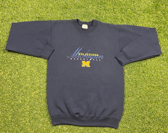 Vintage University of Michigan Wolverines Crewneck Sweatshirt Made USA Size Youth 18/20 NCAA College Basketball Football Detroit Pull Over
