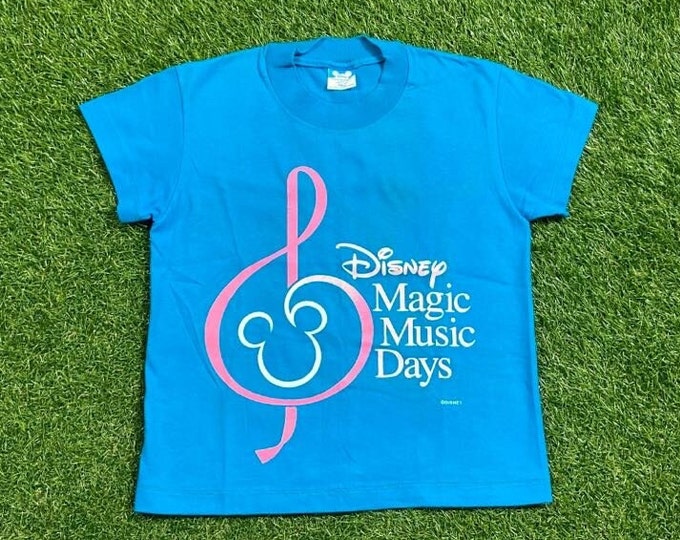 Vintage Disney Magic Music Days T Shirt Tee Made USA Size Small S Mickey Mouse Walt Disney World Magic Kingdom Classic 1990s 90s