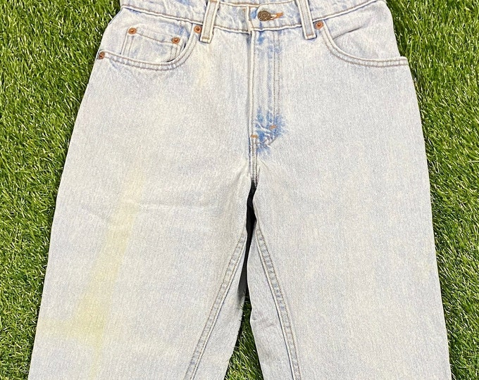 Vintage Levi Strauss & Co Jeans Size 27 x 29 1990s 90s American USA Classic Tab Blue Jean Pants Bottoms True Vtg