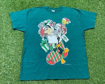 Vintage Looney Tunes Christmas T Shirt Tee Made USA Size Xtra Large Merry XMAS Santa Claus Warner Bros Bugs Bunny Classic Cartoon 1990s 90s