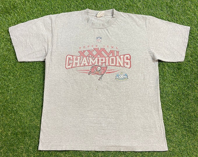 Vintage Tampa Bay Buccaneers 2003 Super Bowl Champions T Shirt Tee Lee Sport Size Xtra Large XL NFL Football Florida Tom Brady TB12 00s