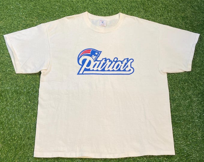 Vintage New England Patriots T Shirt Tee Made USA Size Xtra Large XL NFL Football Boston Massachusetts Tom Brady TB12 Super Bowl 1990s 90s