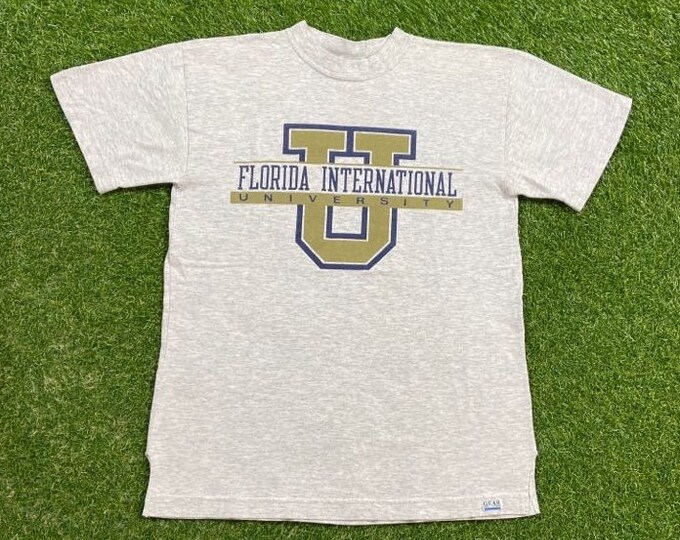 Vintage Florida International University T Shirt Tee Gear For Sports Made USA Size Medium M NCAA College Basketball Miami 1990s 90s