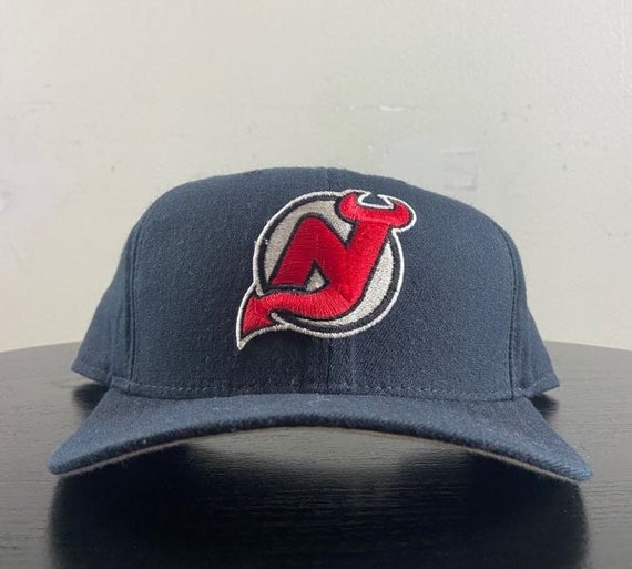 starter new jersey devils hat , snap back , brand new