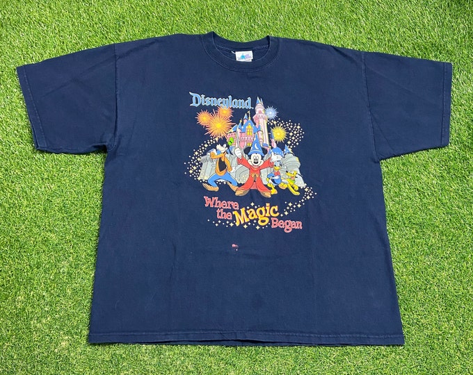Vintage Disneyland T Shirt Tee Made USA Size XXL 2XL Mickey Mouse Walt Disney World Classic Magic Kingdom WDW 1990s 90s