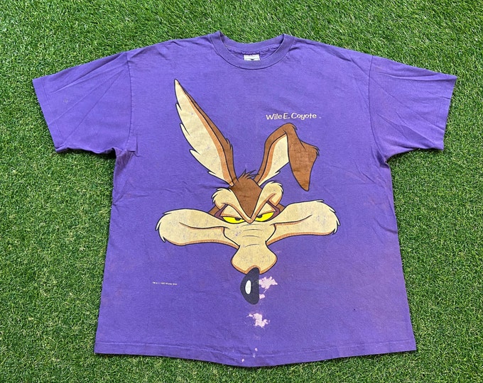 Vintage Wile E Coyote T Shirt Tee Made USA Size Xtra Large XL Looney Tunes Classic Cartoon Warner Bros Space Jam 1990s 90s