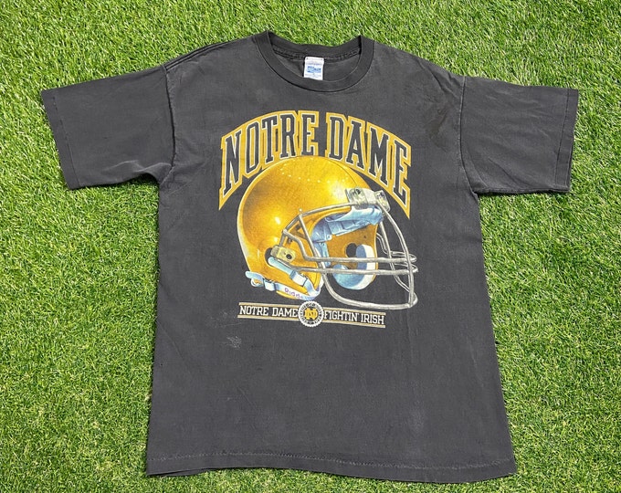 Vintage University of Notre Dame T Shirt Tee Made USA Size Medium M Fighting Irish 1990s 90s NCAA College Football Classic