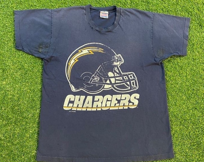 Vintage San Diego Chargers T Shirt Tee Trench Made USA Size Xtra Large XL NFL Football 90s 1990s California