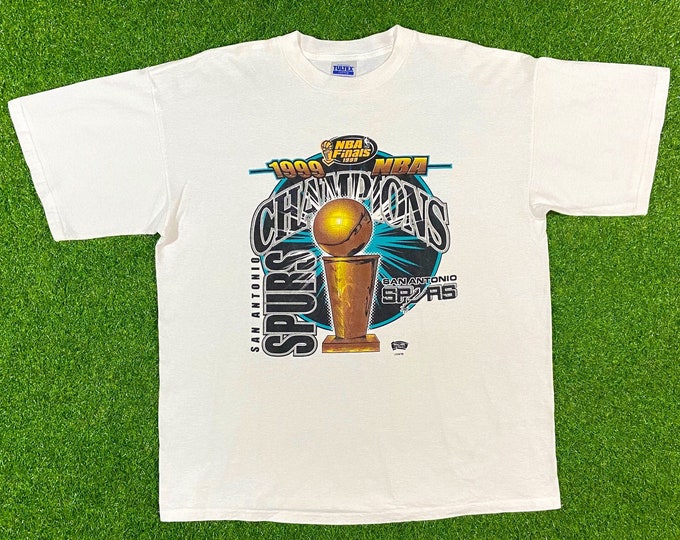 Vintage 1999 NBA Finals Champions  San Antonio Go Spurs Go Tultex Xtra Xtra Large T Shirt 90s Texas Tee 2XL Tim Duncan 3XL