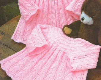 Baby girls DRESS BONNET BOOTIES KNITTING PATTERN 4ply 0-12 mths 17-20in 5079