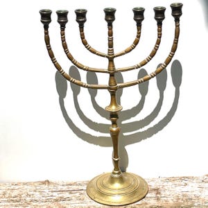 Large Vintage 7 Branch Menorah – Copper Brass Temple Menorah – Jewish Decor – Hanukkah Candelabra – Judaica Display