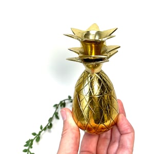 Vintage Brass Pineapple Box – Small Trinket Container marked on base – 4&quot; Tall Mid Century Tropical Barware Decor