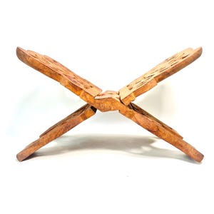 Support de livre vintage en bois sculpté - Support de livre pliant pour le Coran, la Bible, un livre de cuisine ou un présentoir - Décoration d'intérieur bohème, 10,5 po. de long