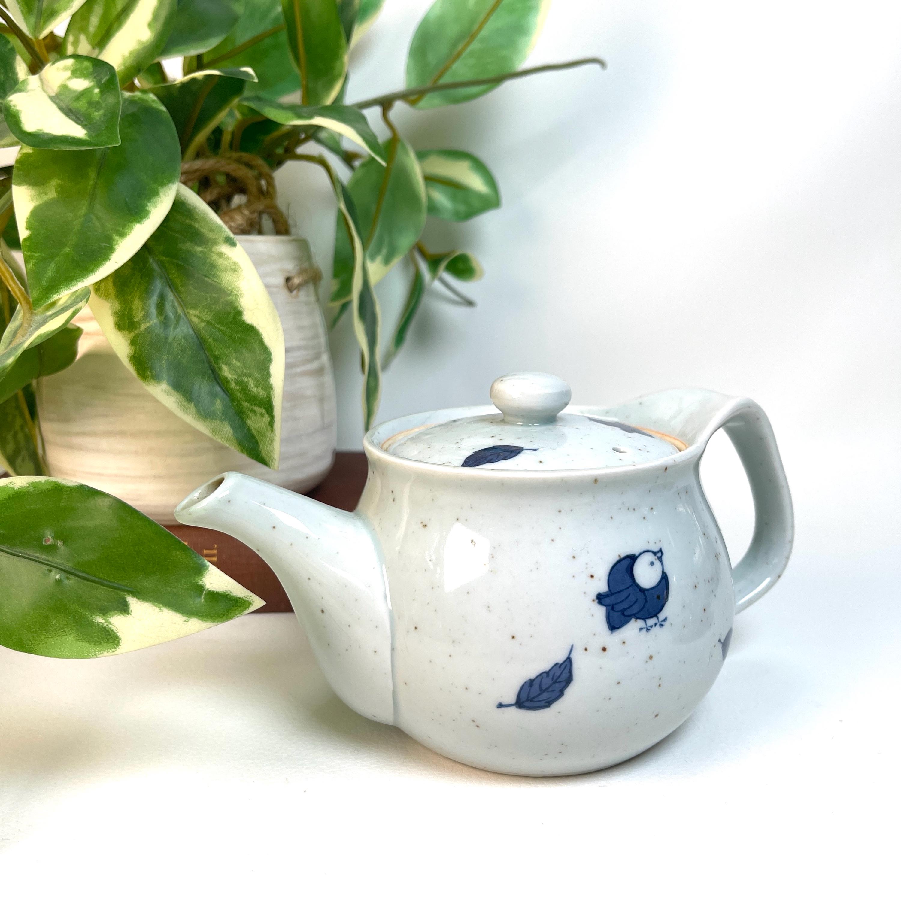 vintage pot ୨୧ * 蒼い鳥の mini テリーヌポット