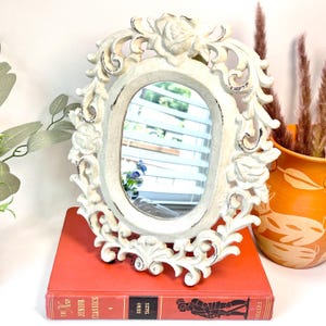 Specchio da tavolo in ghisa in stile vintage - Specchio ovale decorato con supporto, COKAS-DIKO Home & Garden, stile country francese, arredamento shabby chic