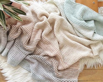 Seixal Shawl - Simple Knitted Shawl Pattern