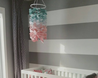 Baby paper mobile in pink white and mint / Baby girl nursery / Shabby Chic nursery / Boho nursery