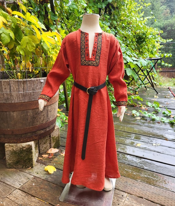 Girls Medieval Maiden Dress - Size 5/6 - Etsy Australia Girls Medieval Maiden Dress - Size 5/6 - Etsy Australia
