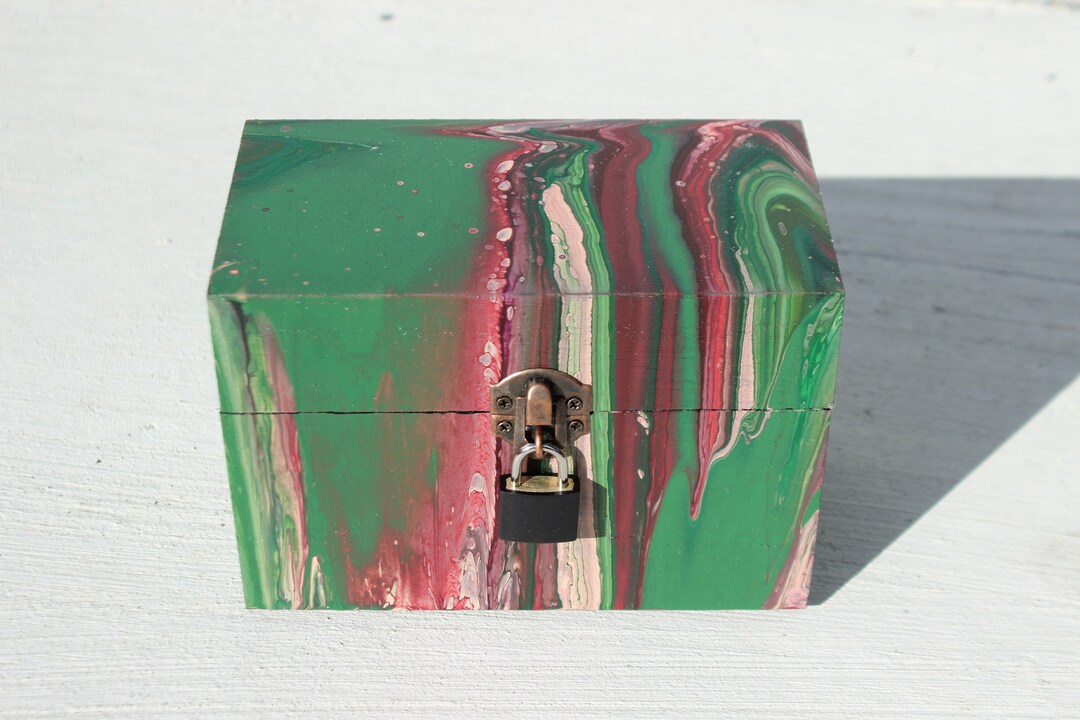 Keyhole Trippy Trippy Painted Box With Lock and Key - Etsy