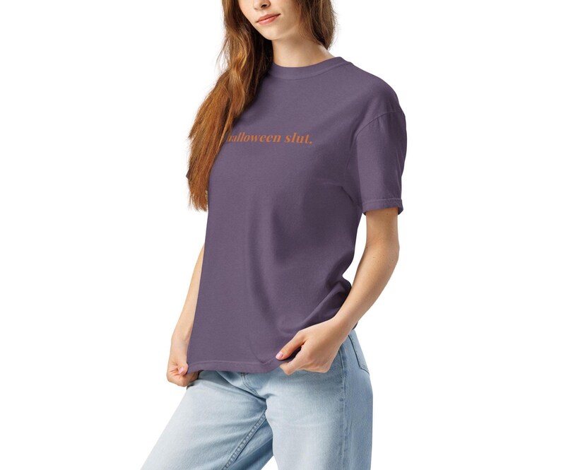 Unisex garment-dyed heavyweight t-shirt