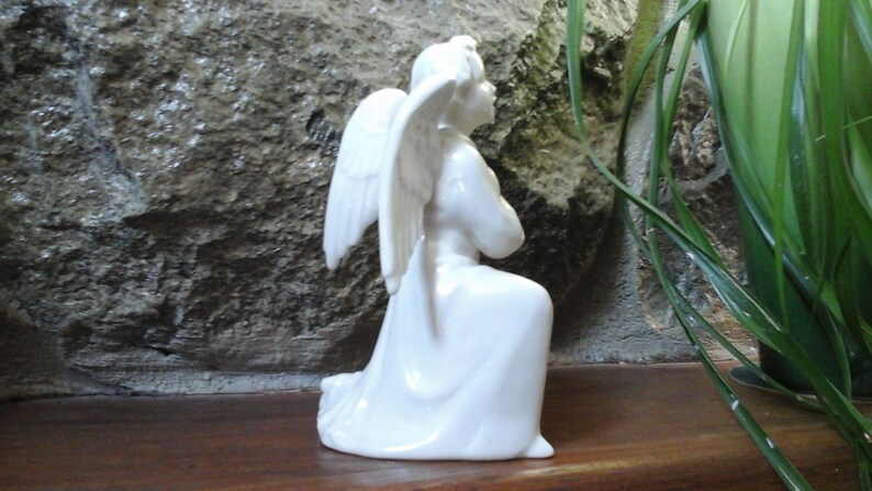 Antique White Angel with Lute Full Bee Hummel TMK-2 Mark pre-1955Goebel Christmas Collectible Home Decor