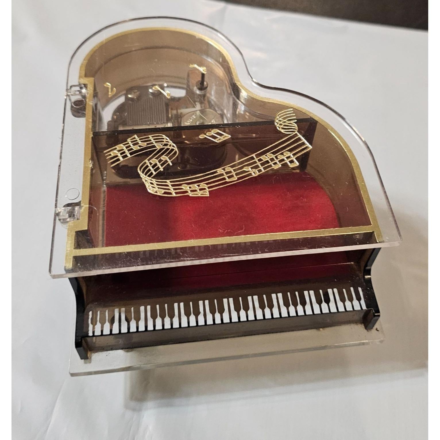ピアノジャック 5th メモリアルボックス 完全受注生産限定版　新品未開封 Vintage Silver Tone Piano Music Box With Red Velvet Japan