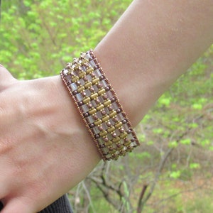 Handledning - Mönster Tila Deluxe Armband Peyotesöm med Tila, Rulla, Firepolish och Ross Beads Kompletta instruktioner bild 7